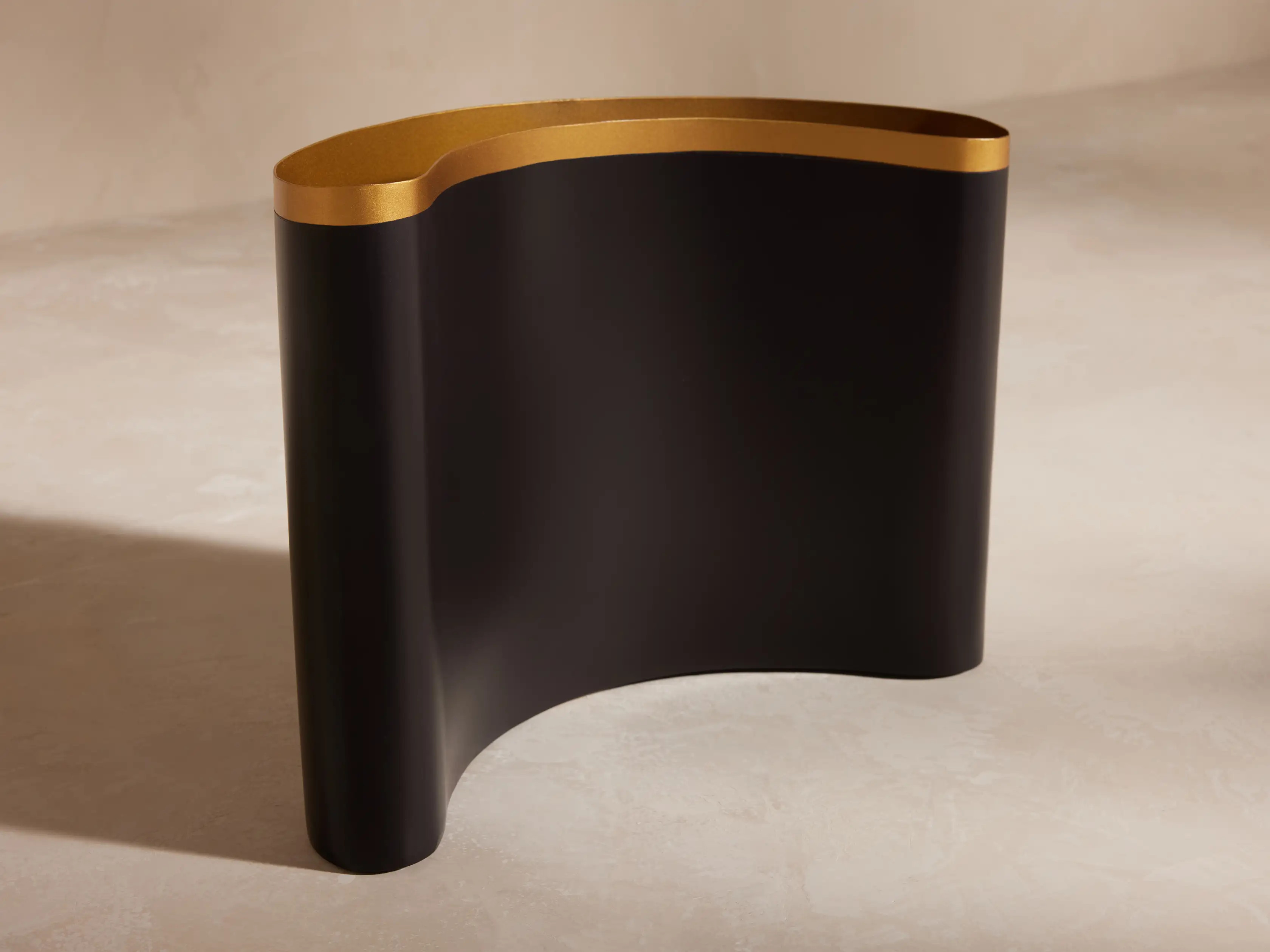 Nouria Abstract Vase | Arhaus