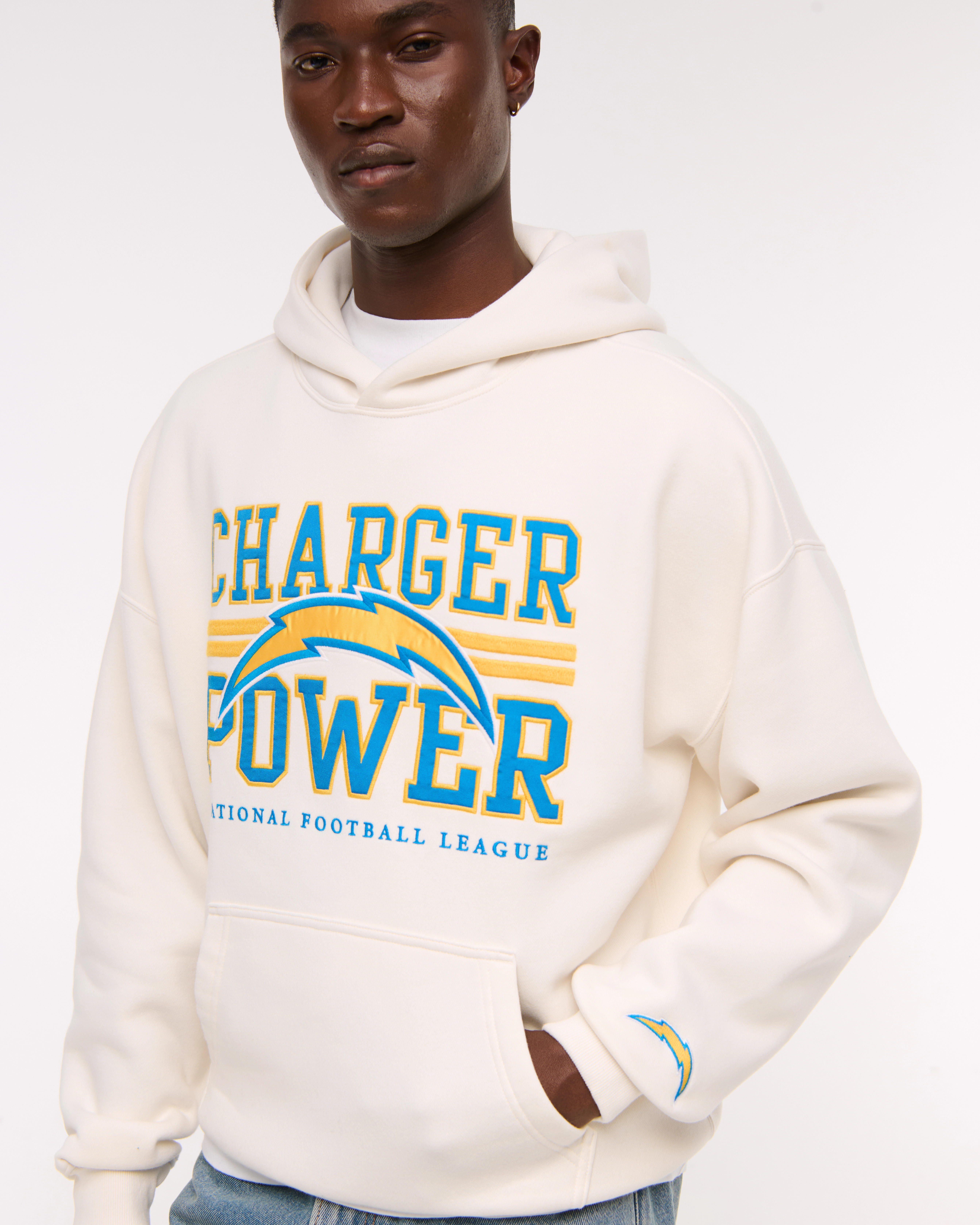 Los Angeles Chargers Graphic Popover Hoodie | Abercrombie & Fitch (US)