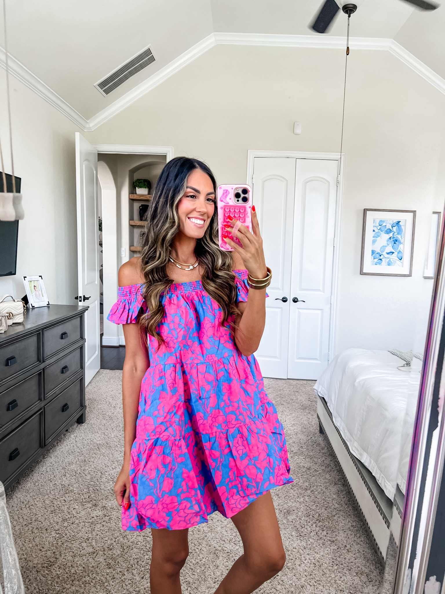 XS

use code JUNE20 until Sunday July 9 to get 20% off the whole site 