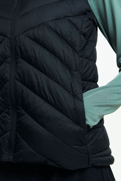 Lightweight Outdoor Vest | H&M (US + CA)