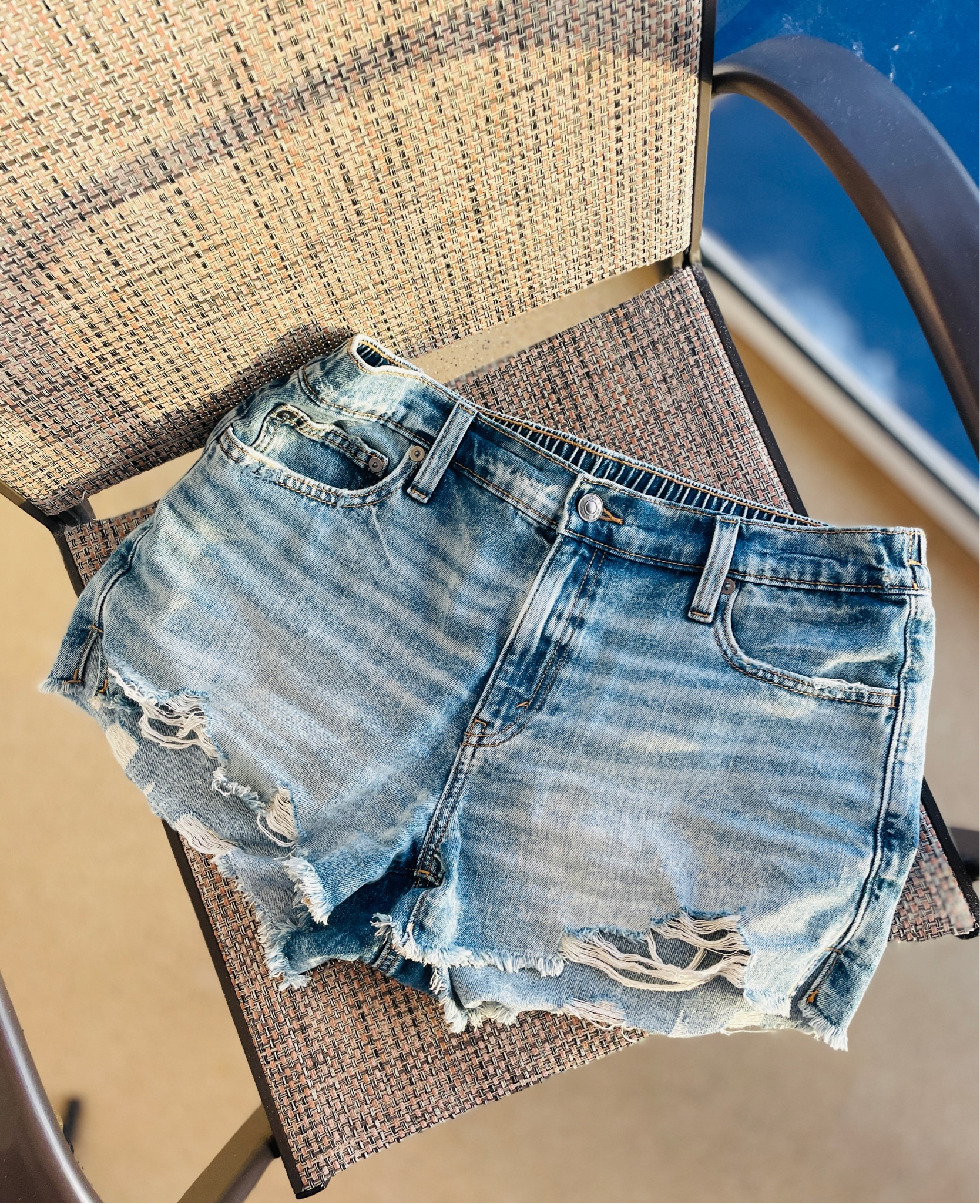 Daydream Denim is amazing!!! 

#LTKSpringSale #LTKOver40