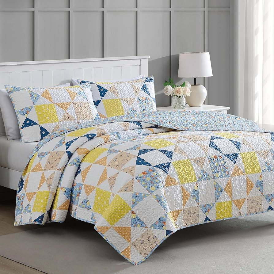 MARTHA STEWART King Size Quilt Bedding Set - 3 Piece, Soft Washed Microfiber, Printed Bedspread, ... | Amazon (US)