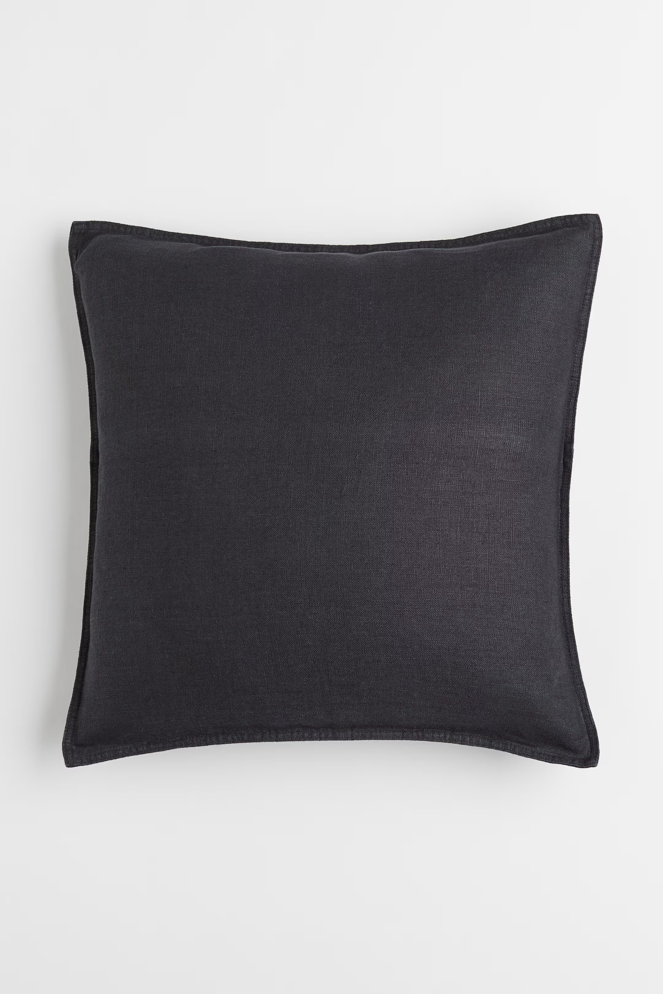 Washed linen cushion cover - Greige - Home All | H&M GB | H&M (UK, MY, IN, SG, PH, TW, HK)