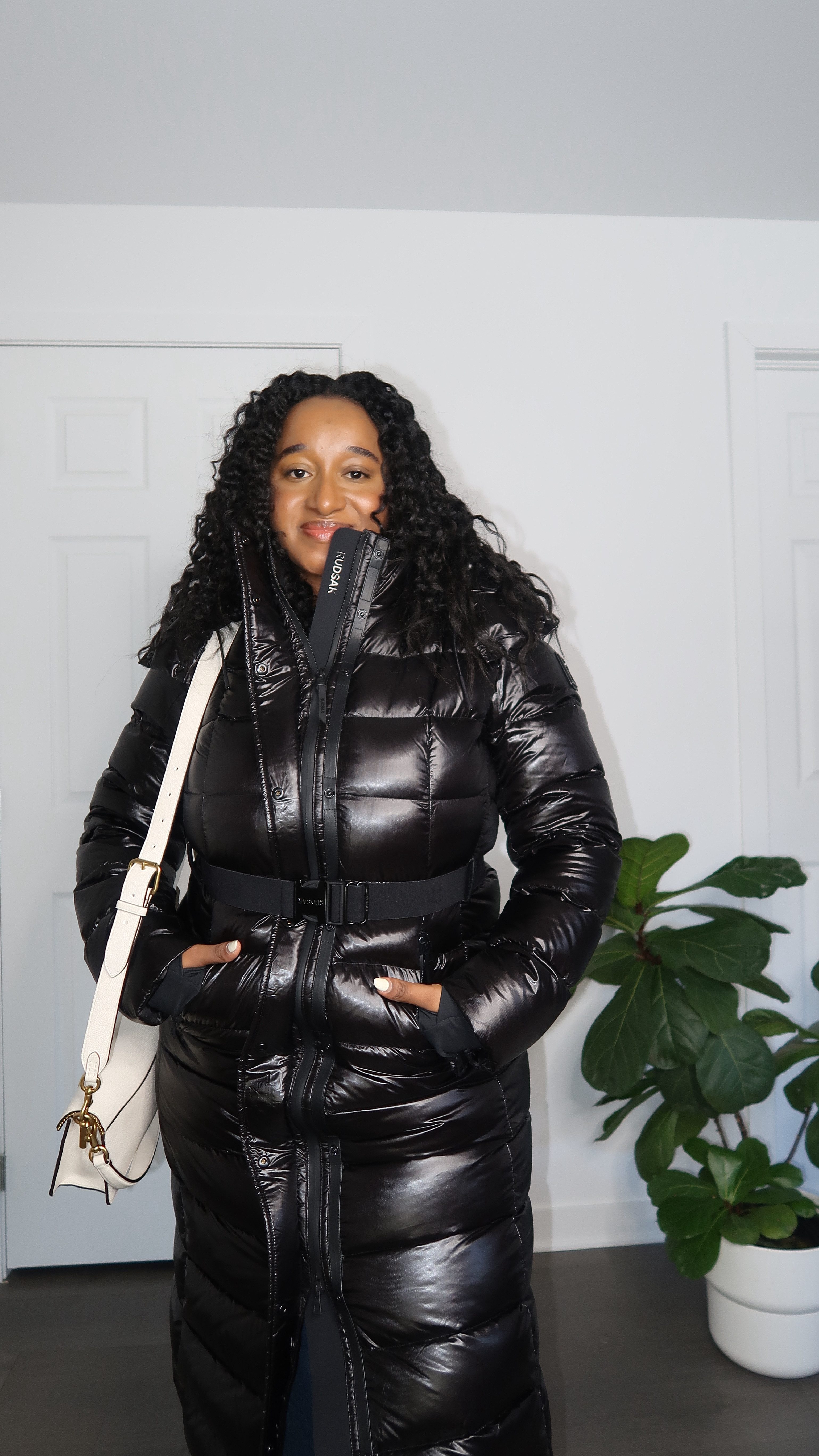 GRWM // Canadian winter day edition ❄️🥶

Tee: @uniqlocanada 
Sweater: @oldnavy 
Skirt: @hm 
Belt: @reitmans 
Boots: @uggcanada 
Coat: @rudsak 

Comment SHOP below to receive a DM with the link to shop this post on my LTK

Outfit inspo • get dressed with me • what to wear • how to style • ways to wear • weekend outfits • Pinterest outfit •

#styleinspo #weekendoutfits ##outfitideas
#modestfashion #modestdresses #modeststyle 
#canadianwinter #mtlmoments #snowyday #visitcanada #uggboots #uniqloheattech #uniqlo

#LTKwinter #LTKcanada #LTKmodest