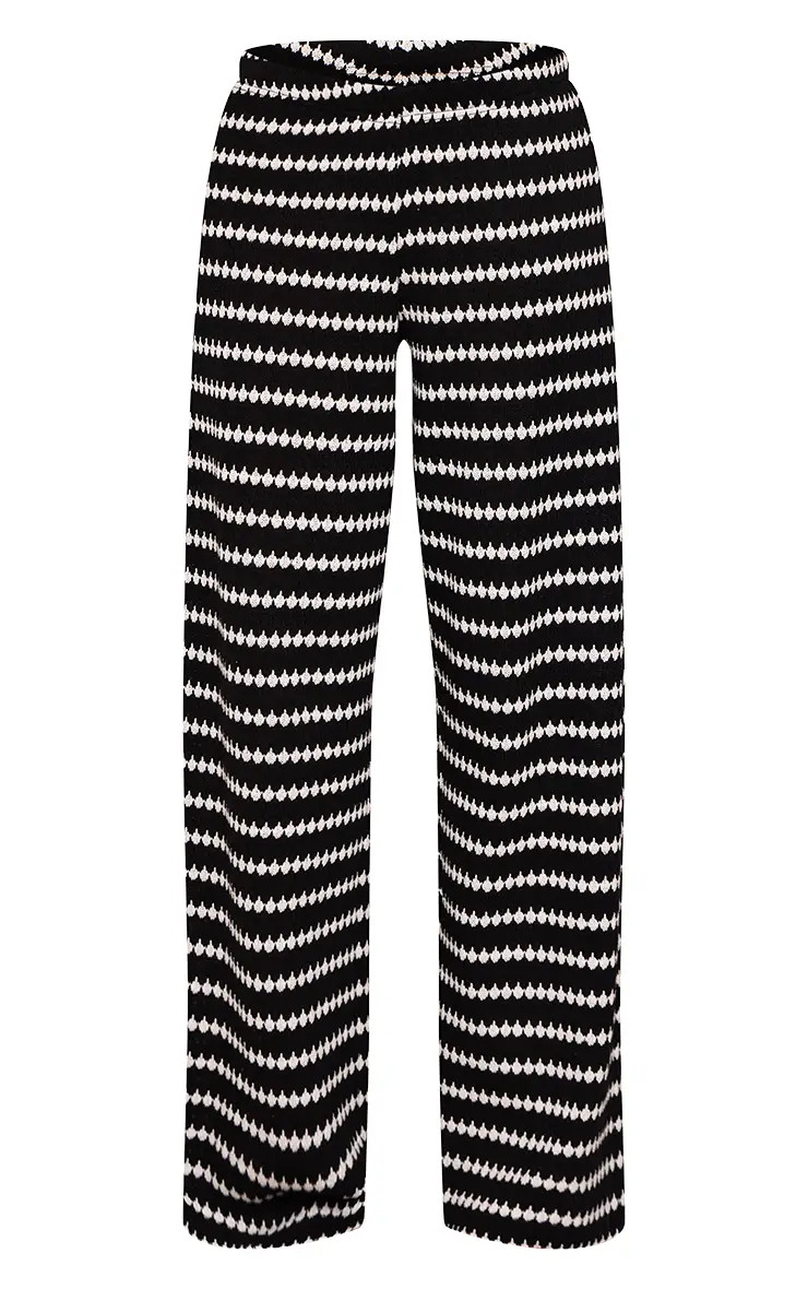 Mono Stripe Crochet Straight Leg Trouser | PrettyLittleThing UK