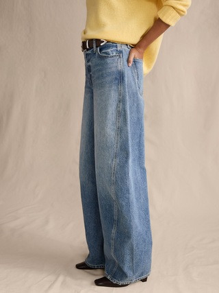 High-Rise Loose Twisted Barrel Jean | Banana Republic (US)
