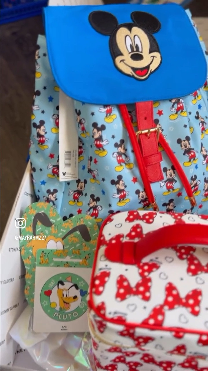 Mickey and Friends Haul! Stoney Clover Lane always with the most beautiful and fun prints! 


#LTKItBag #LTKTravel