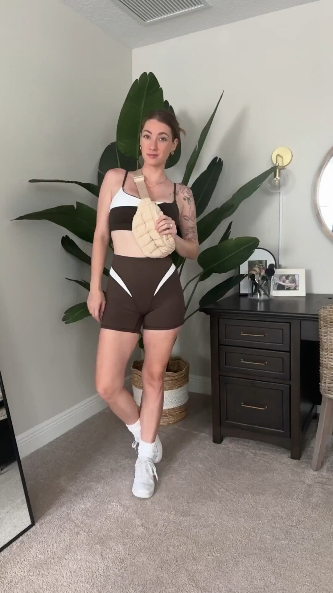 Chocolate tones are having a moment, and I’m here for it 🤎
This little matching set is the kind of outfit that makes getting dressed feel effortless. Perfect for morning walks, coffee runs, travel days, workouts, or just staying comfy while still looking put together. The easiest grab and go look you’ll wear on repeat ☁️

#AthleisureStyle #MatchingSet #NeutralStyle #BrownAesthetic #EverydayOutfit #ComfyStyle #GymToStreet #OOTD #EffortlessStyle #WeekendStyle #CoffeeRunOutfit #TravelStyle #Activewear #NeutralOutfit #StyleInspo

#LTKActive #LTKmomlife #LTKSaleAlert