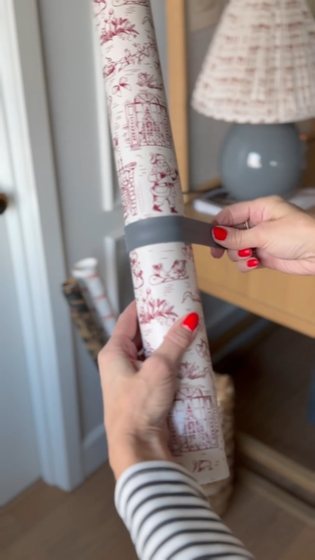 How cool are these little wrapping paper holders! They’re just like all the snap bracelets we all loved back in the day. Prevents them from unraveling and keeps everything from ripping! 

#LTKHome #LTKHoliday