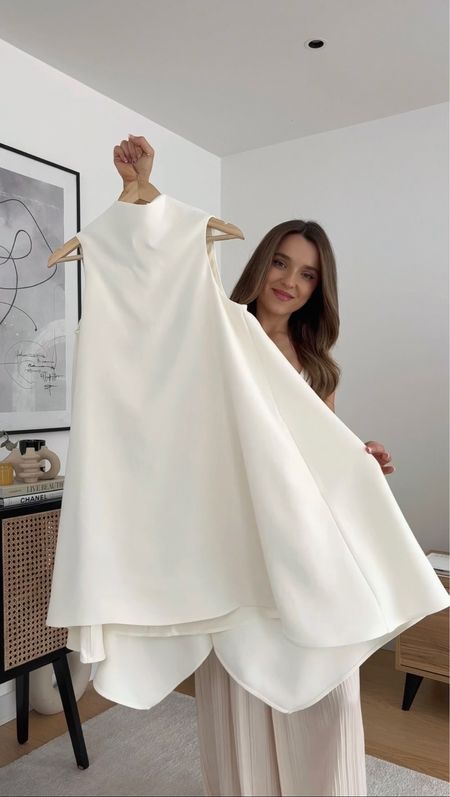 This cream dress 🌅

#LTKstyletip #LTKspring #LTKeurope