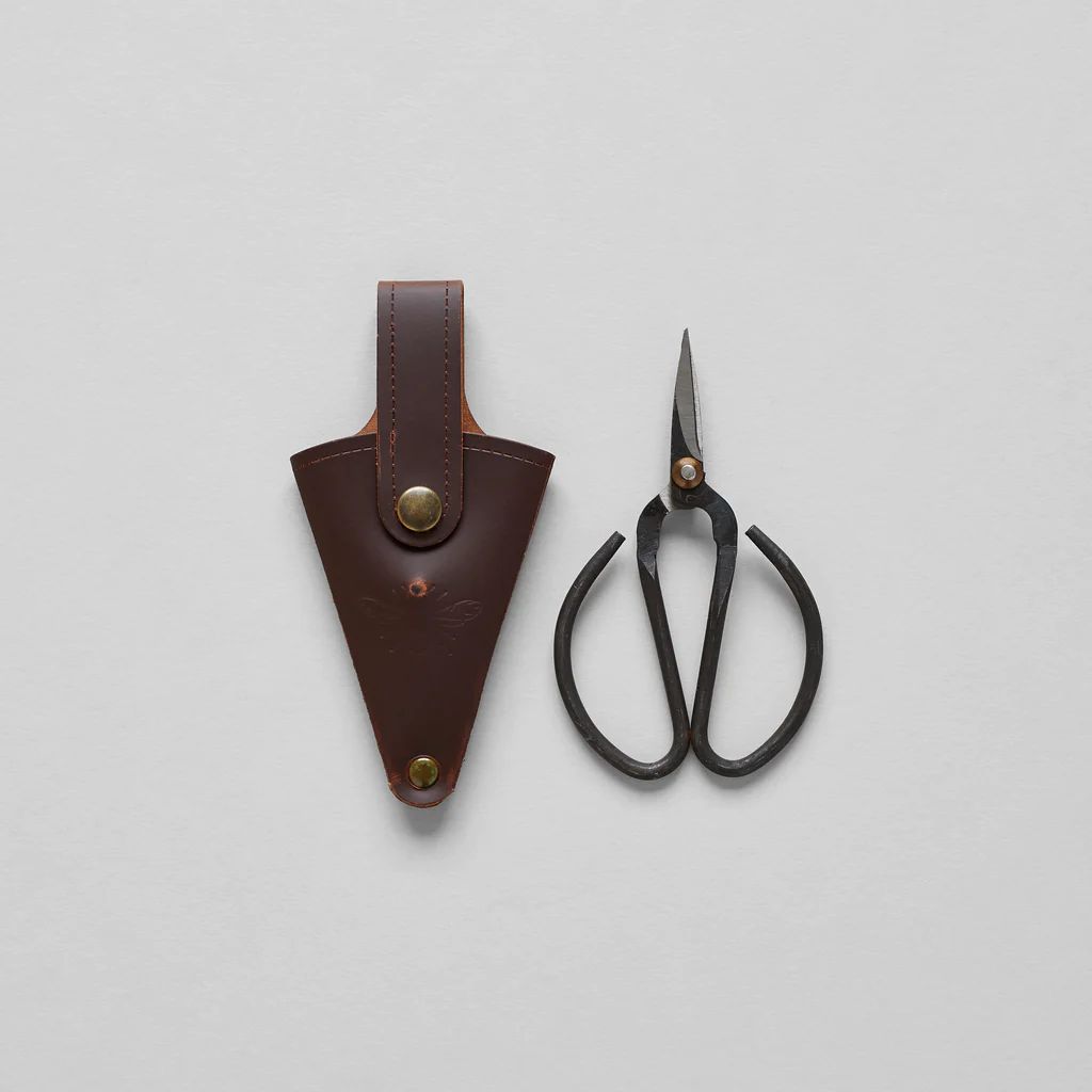 Scissors in Recycled Leather Pouch | Bloomist