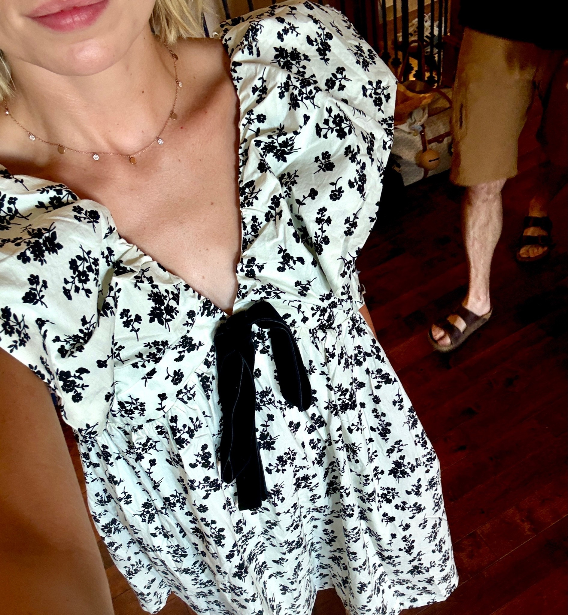 Date night with my hubby 🤎 This mini dress is so flattering, comfortable, and has the cutest bow detail. Bonus: it has pockets! ✨

#LTKgrwm #LTKootd #LTKmomlife