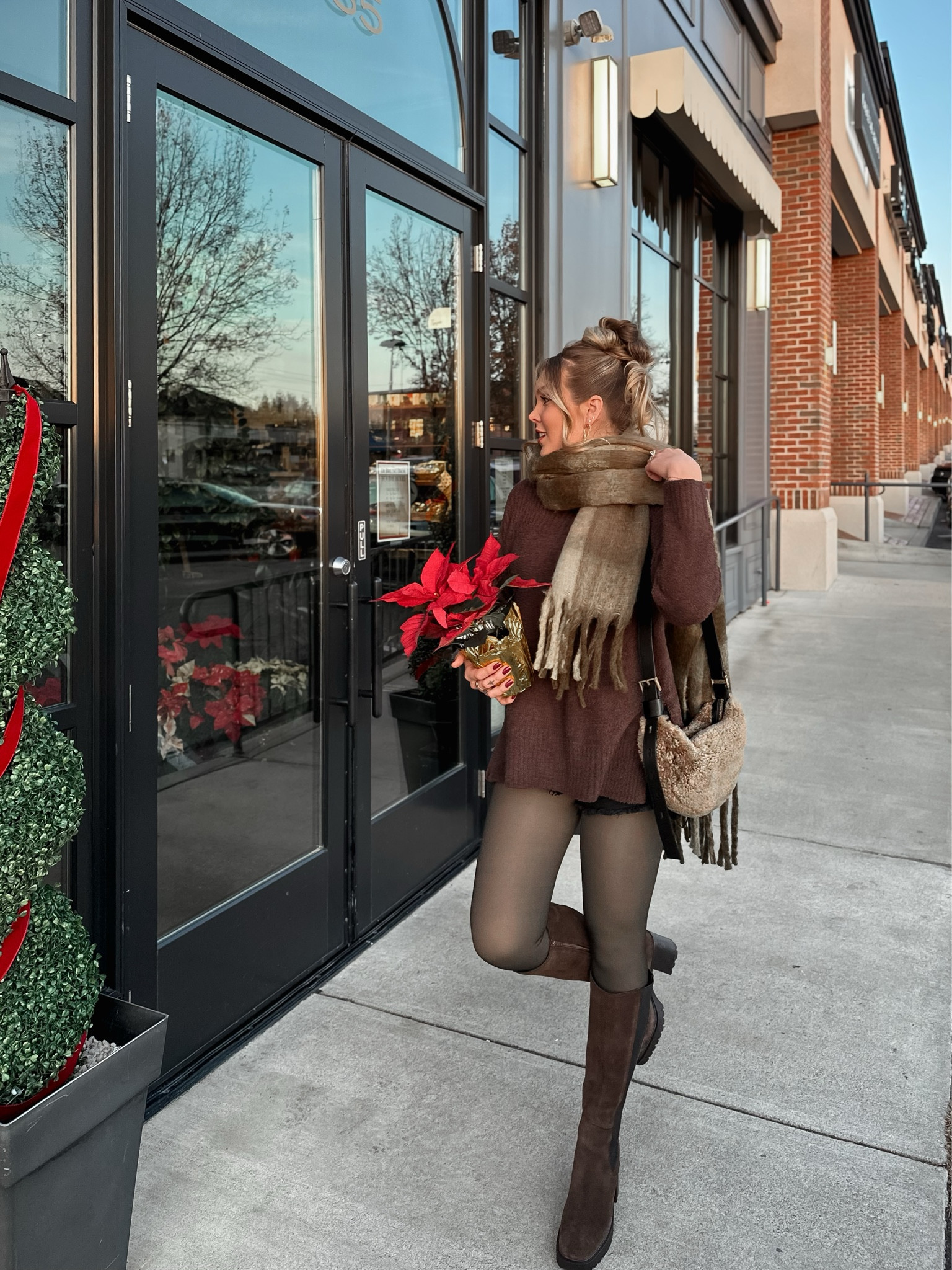 Feeling festive ✨🎄🎁

#LTKShoeCrush #LTKHoliday #LTKSeasonal