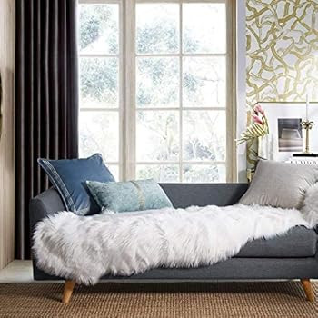 nuLOOM Quarto Tianna Faux Sheepskin Shag Rug, 3' 6" x 6', White | Amazon (US)