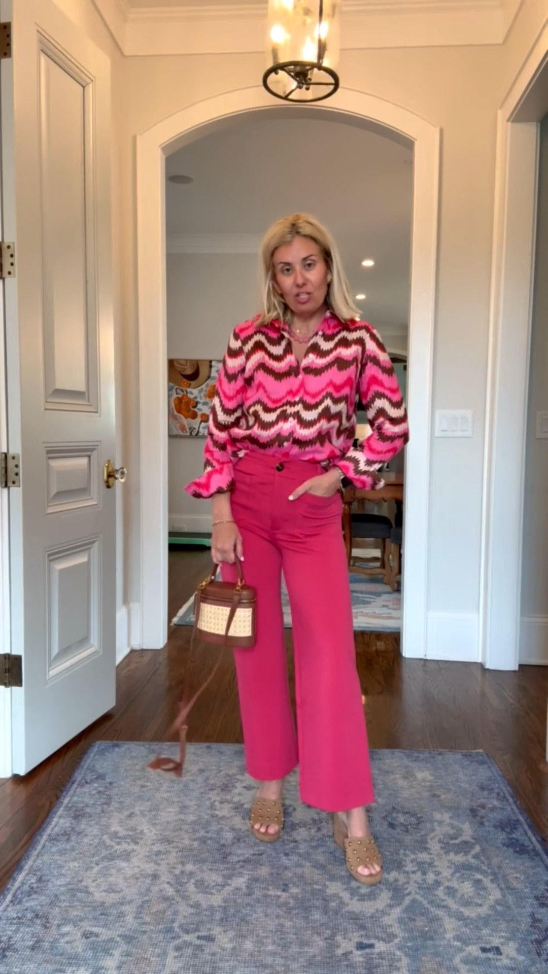 I’m so in love with this print y’all. I had to use self control not to buy every single piece in this pattern. You can never go wrong with a button down and Colettes.
Shirt - 2 
Pants - 26 
Shoes 8 tts
*Boden code XCRM 15% off new styles 


#LTKdayinmylife #LTKmomlife #LTKOver40