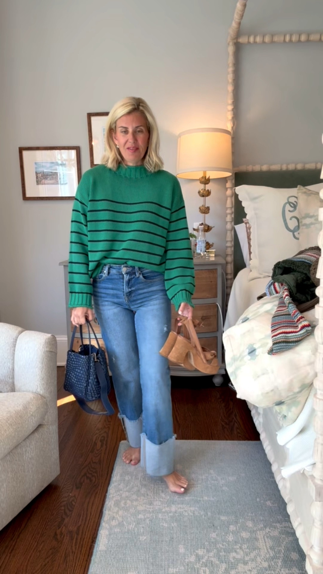 Social Threads Friends & Family sale starts today with code FF20 for 20% off!!
Sweater - small
Jeans - 25 
Slippers - 8 tts

#LTKdayinmylife #LTKSeasonal #LTKSaleAlert