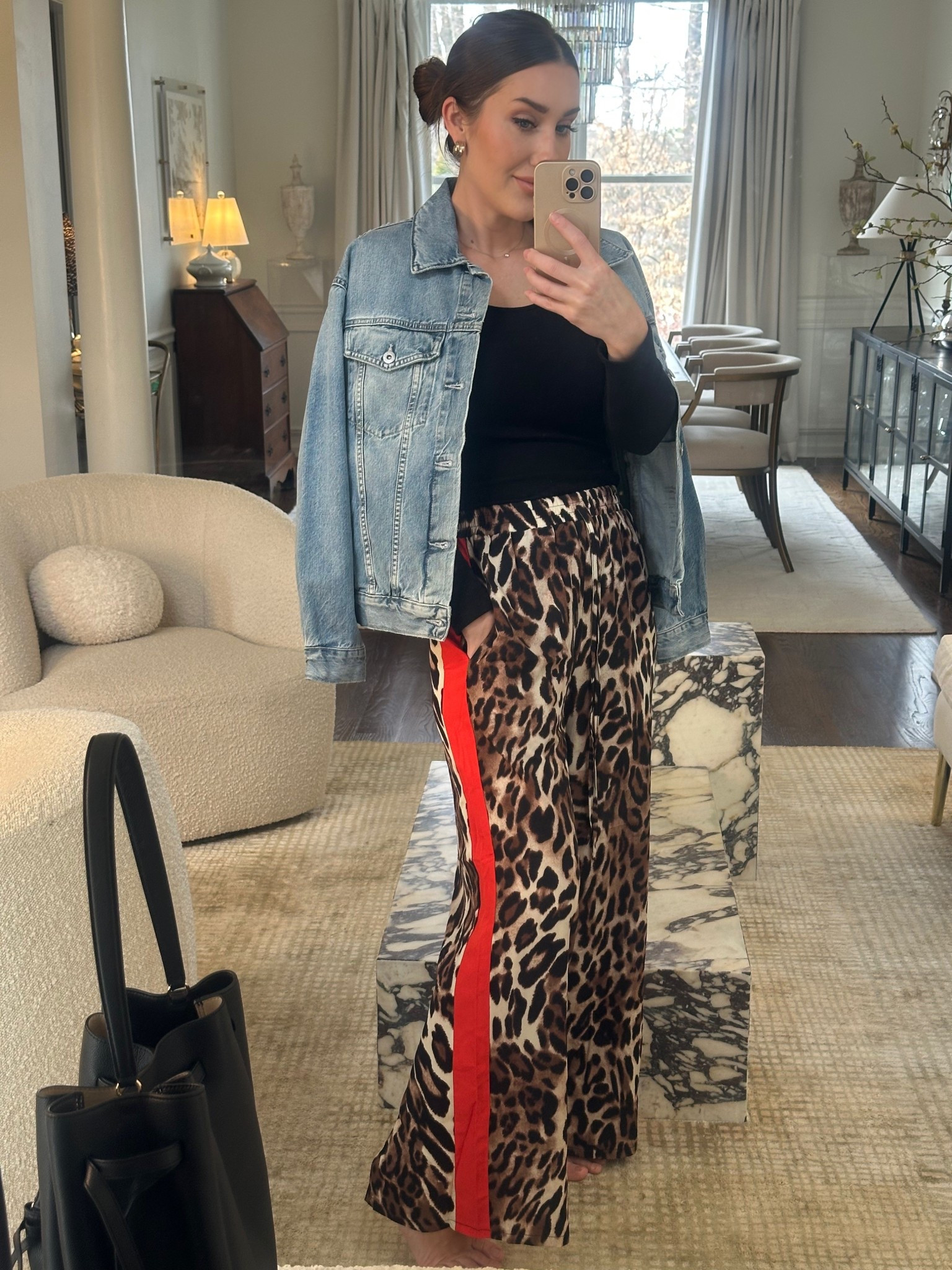 Affordable cute leopard pants 
Size up!


#LTKootd