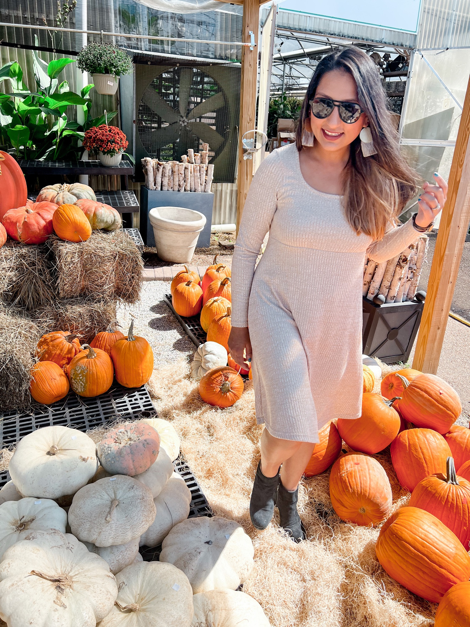 Pumpkin picking! 🎃

#LTKSeasonal #LTKHoliday #LTKbeauty