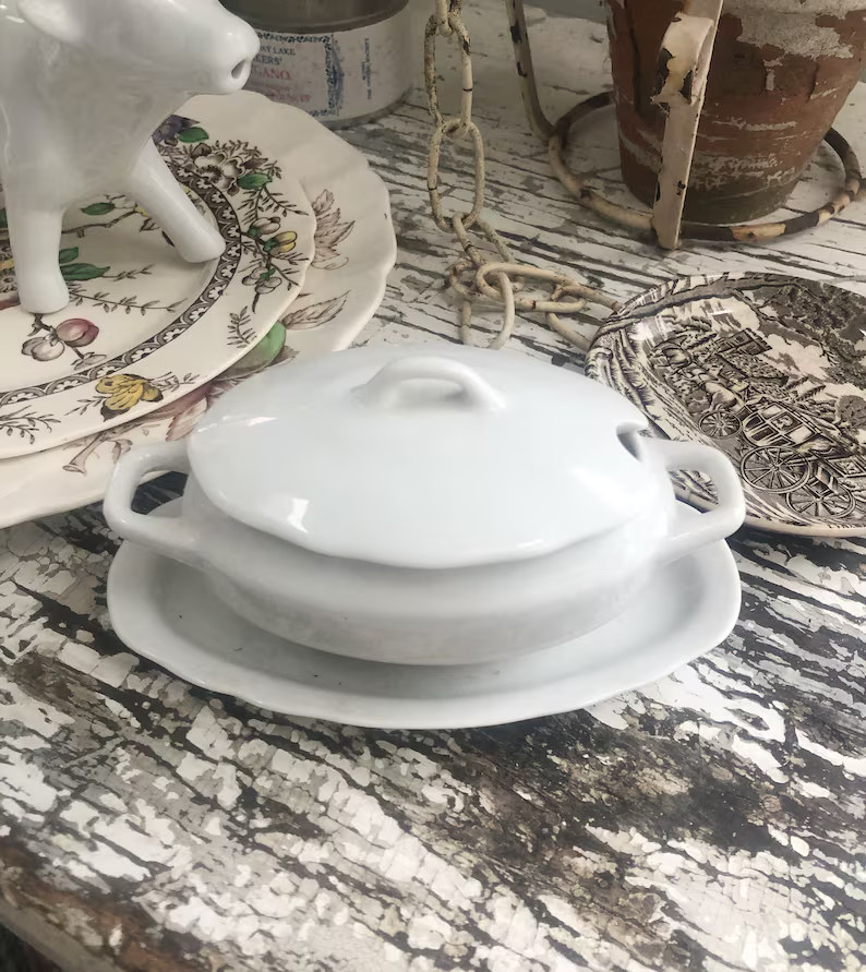 Sweet VINTAGE CHINA TUREEN Lid Plate Tiny Perfect Single Serve Tureen Cottage or Farmhouse Vintag... | Etsy (US)