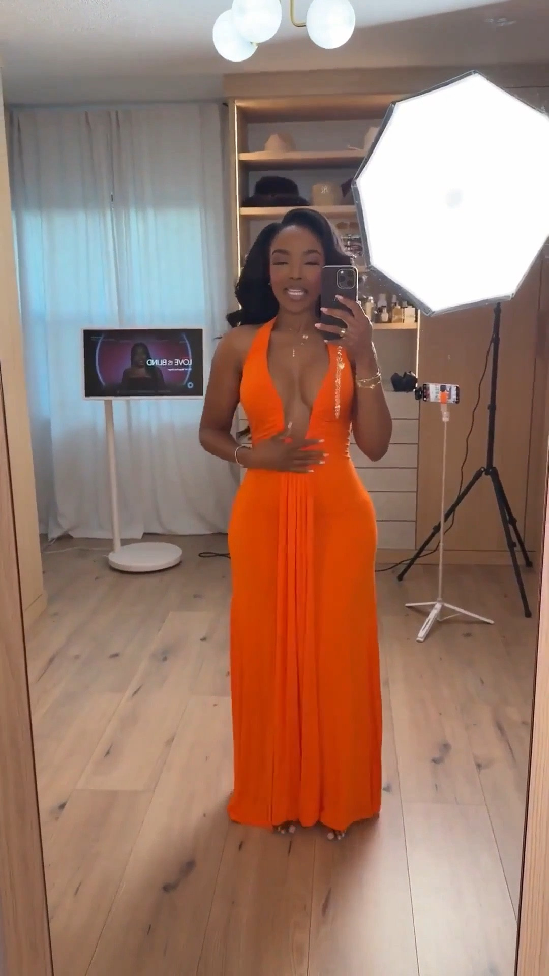 Scroll to shop! Bold orange dress perfect for summer weddings or as a vacation outfit! 



#LTKootd #LTKdayinmylife #LTKgrwm