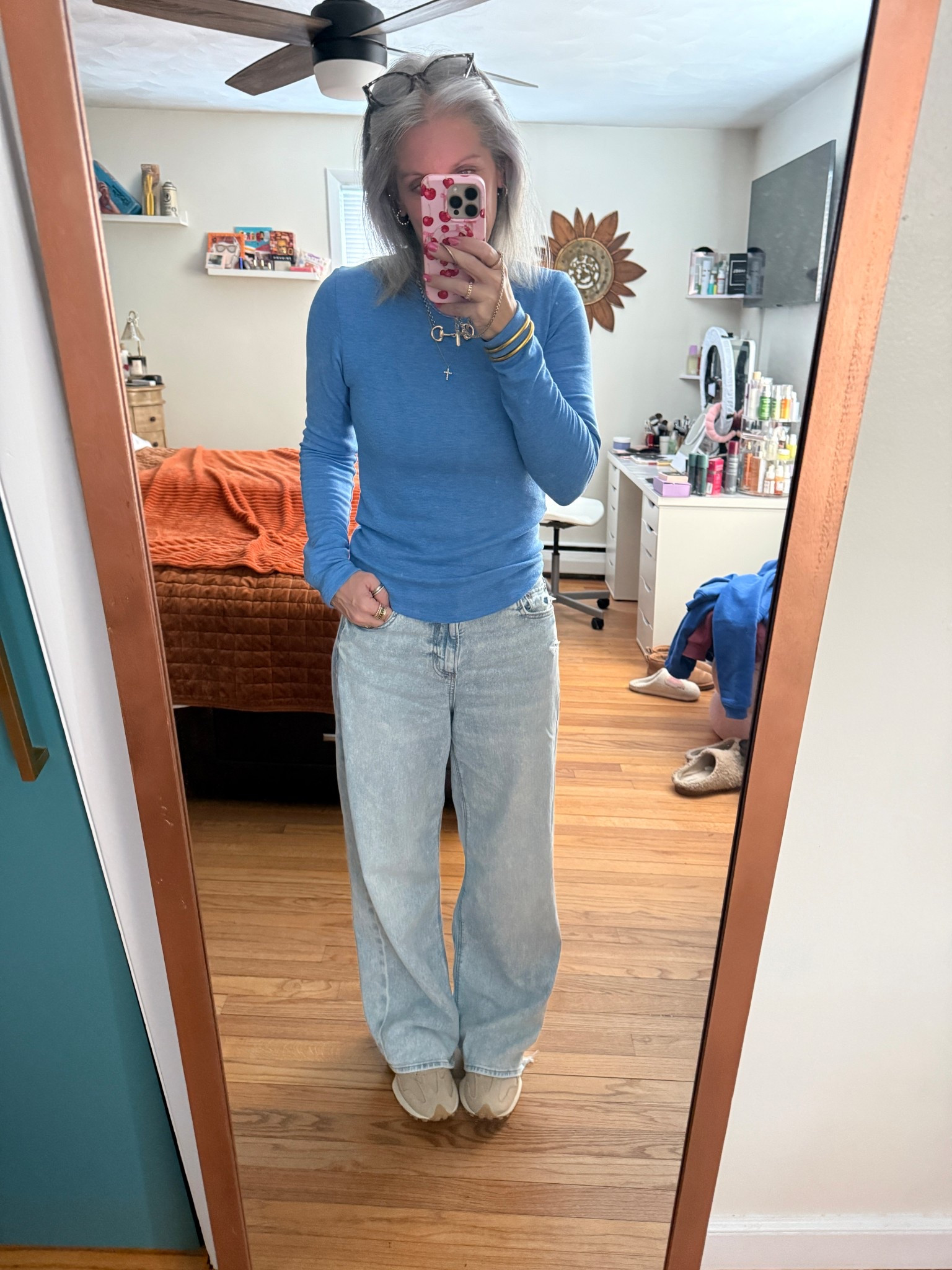 These jeans are so comfy!! 

#LTKOver40 #LTKootd