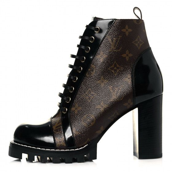 LOUIS VUITTON

Patent Calfskin Monogram Star Trail Ankle Boots 41 Black | Fashionphile