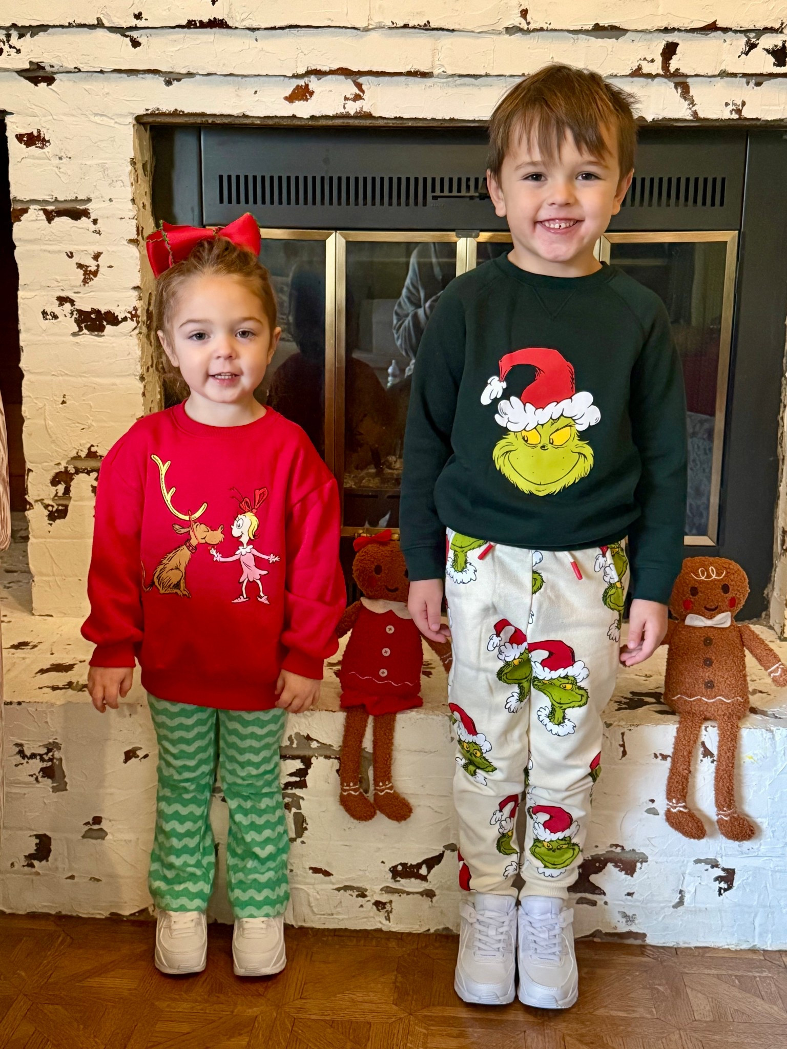 Merry Grinchmas Outfits  
#grinch #kids #toddler #christmas #holidayoutfits #walmart #amazon #target

#LTKKids #LTKSeasonal #LTKHoliday