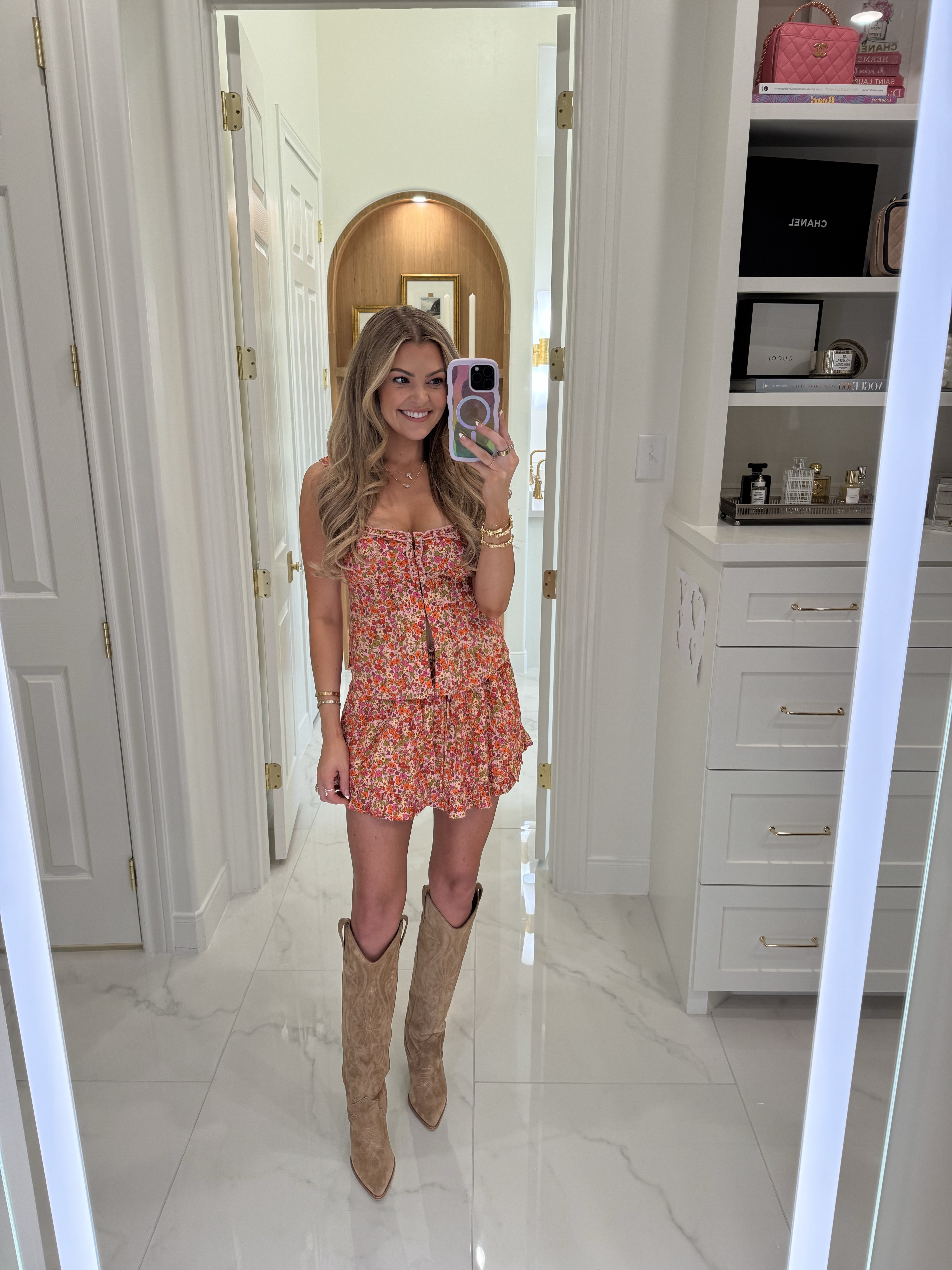 Rodeo season is here! I found some of the cutest outfit inspo for y’all!! How cute is this floral matching set?! (wearing XS) 
Code JESS20 for electric picks 

Rode style, western style, Texas rodeo outfit inspo, western outfit inspo

#LTKSeasonal #LTKFindsUnder100 #LTKFindsUnder50