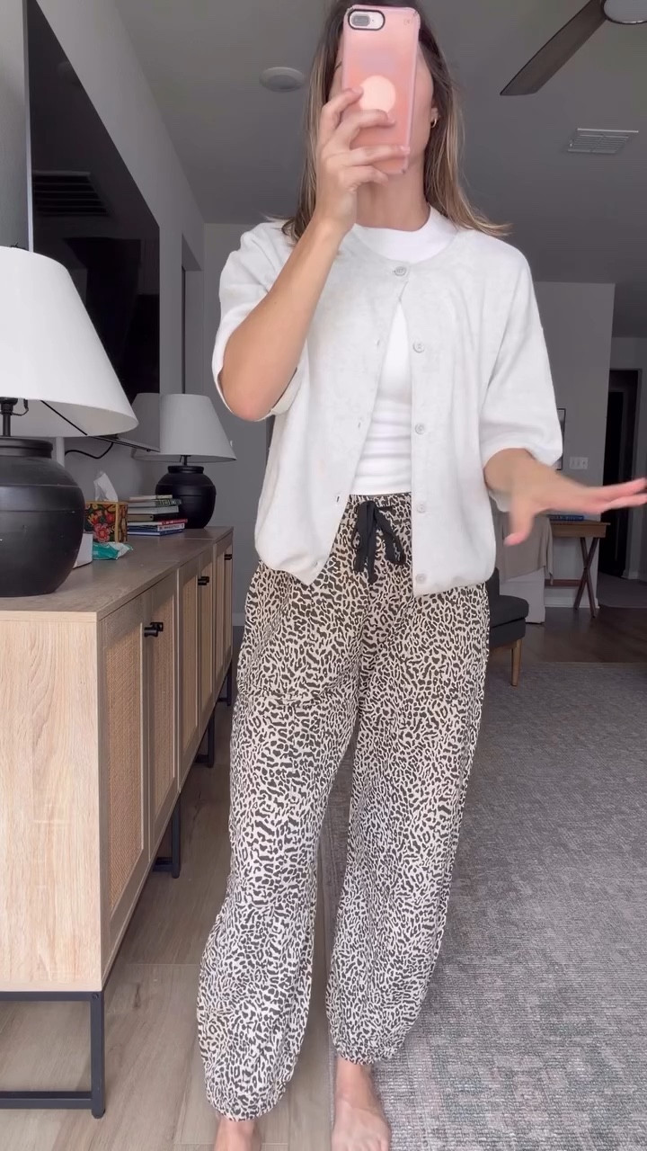 cardigan is from target and it’s sold out but linked a VERY similar Amazon one! 
-
Amazon finds, Amazon outfit, style tips, leopard pants, travel outfit, styling

#LTKTravel #LTKootd