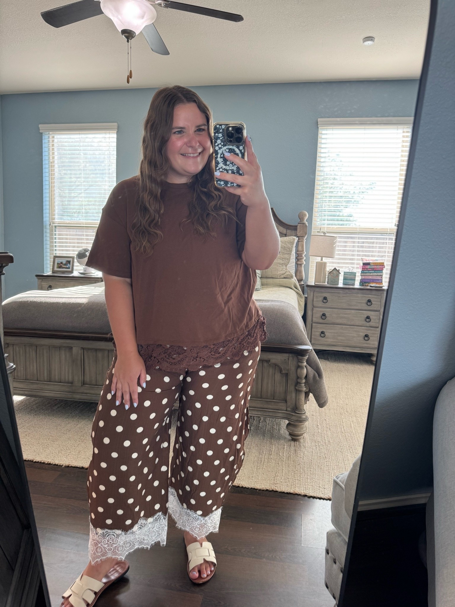 Wearing an xl in both of these pieces. Im 5’1 and a size 16. Love this fall transition outfit.

#LTKootd #LTKPlusSize #LTKMidsize