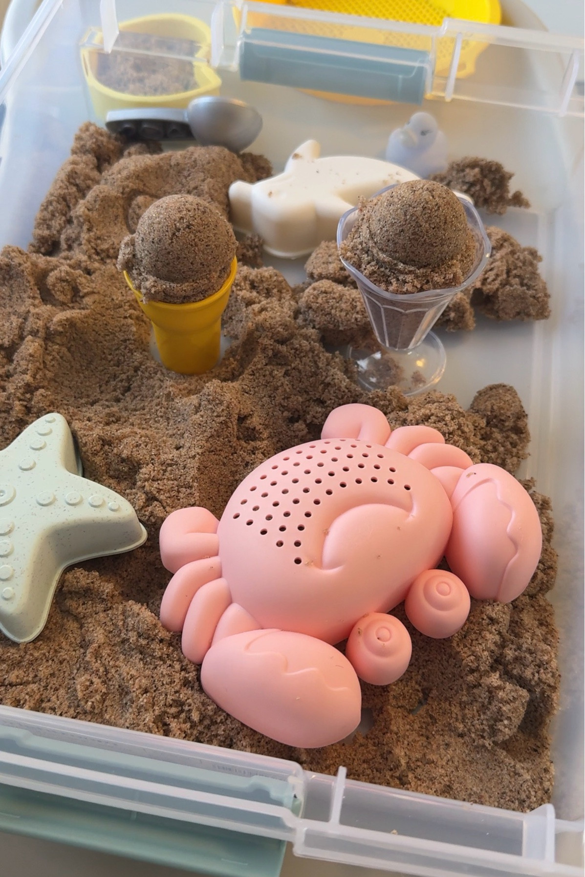 Kinetic sand sensory bin for $20 

#LTKootd #LTKmomlife #LTKKids