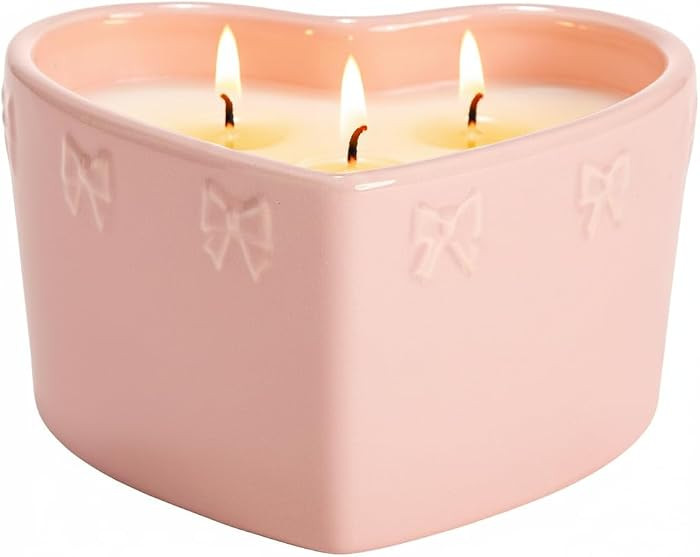 Paris Hilton Pink Spritz Scented Candle, Pink Heart-Shaped Ceramic Vessel with Embossed Bow Detai... | Amazon (US)