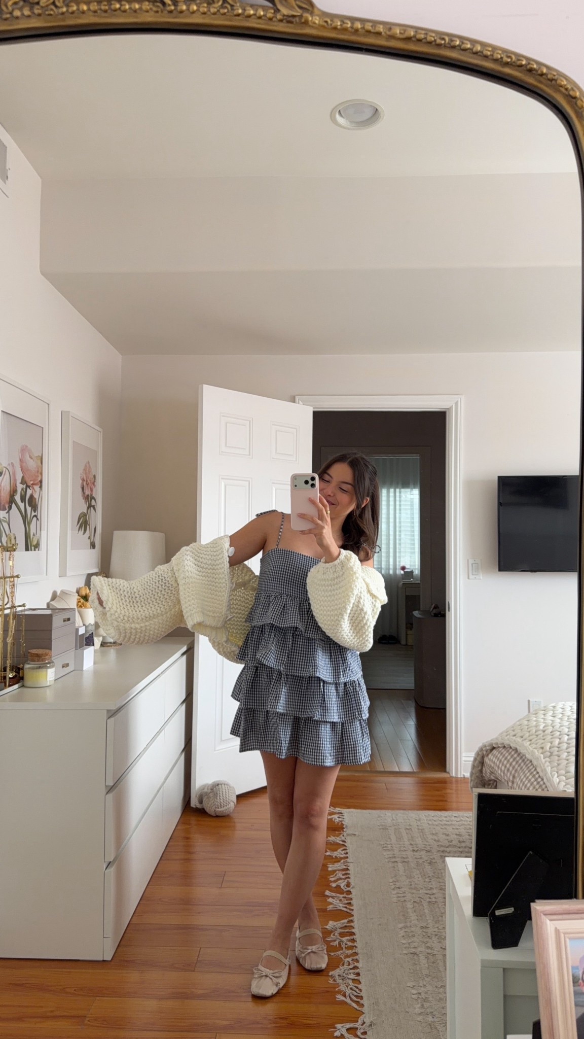 OOTD in the cutest tiered gingham dress from Beginning Boutique ✨

#LTKootd