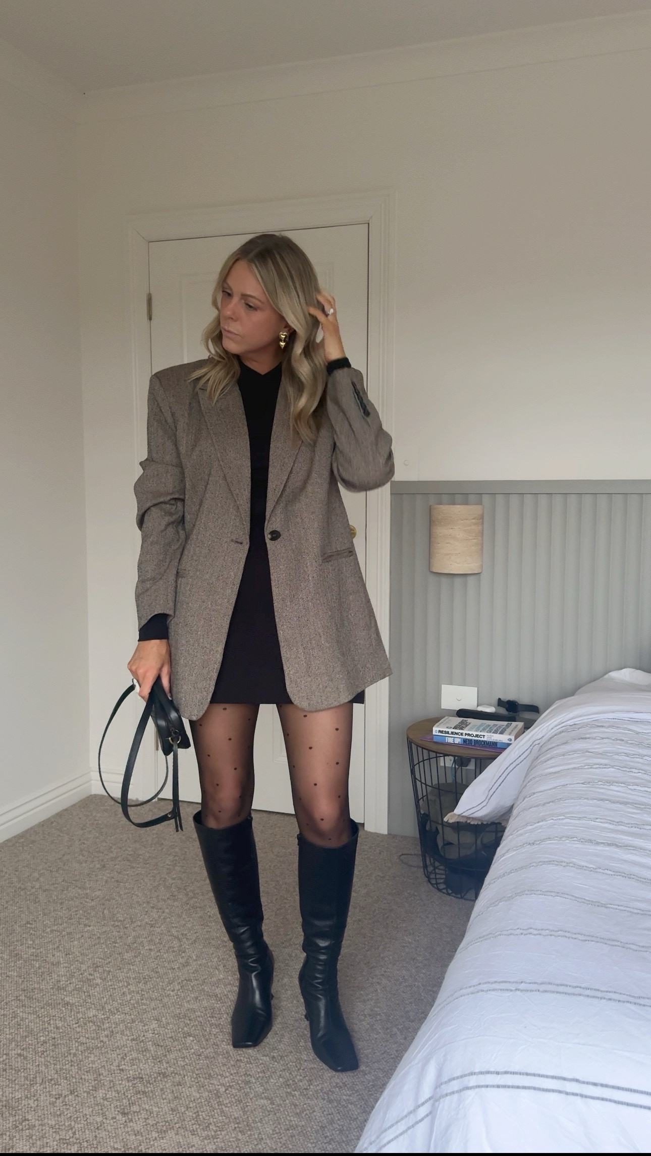 Hitting my 40th era, so an oversized blazer and a cute pair of boots were a must!

#LTKaustralia #LTKwinter #LTKstyletip