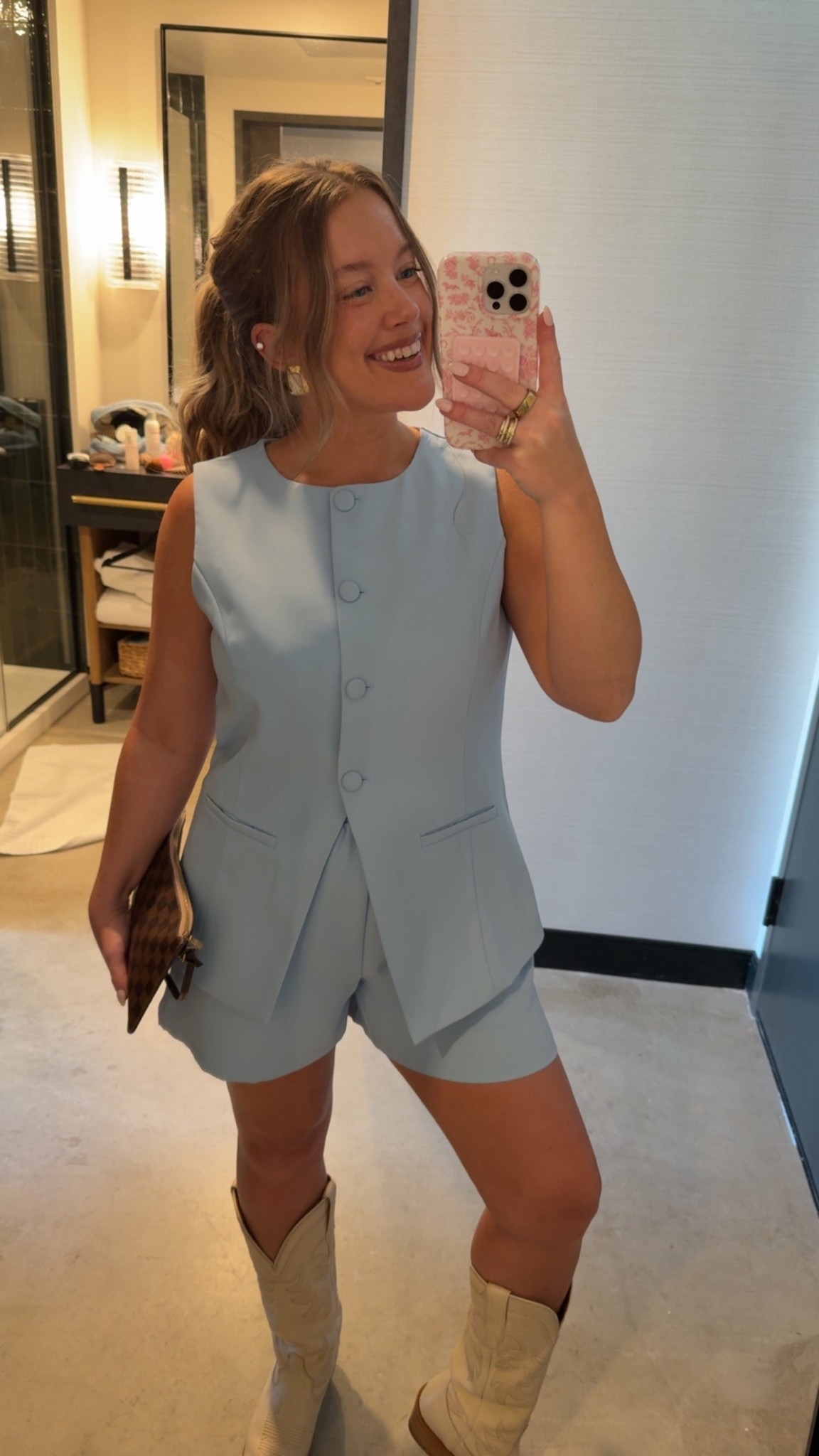 So cutie! And so many compliments 

#LTKStyleTip #LTKWorkwear #LTKSaleAlert