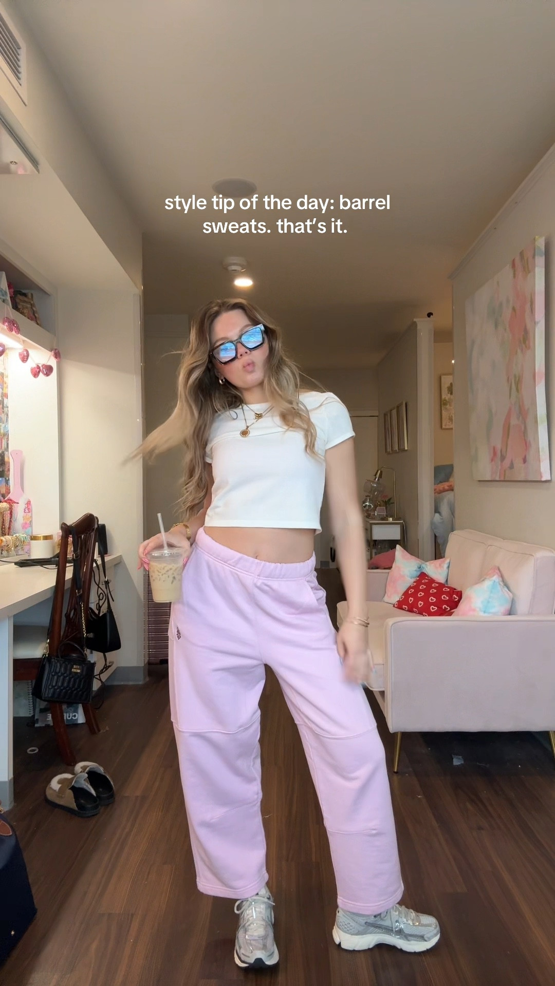 barrel sweats for the win ! size xs 

#LTKootd