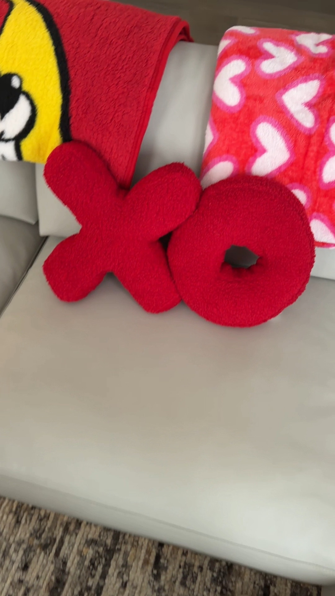 Valentines day decor. Home decor. Valentines home decorr

#LTKFindsUnder50 #LTKSeasonal