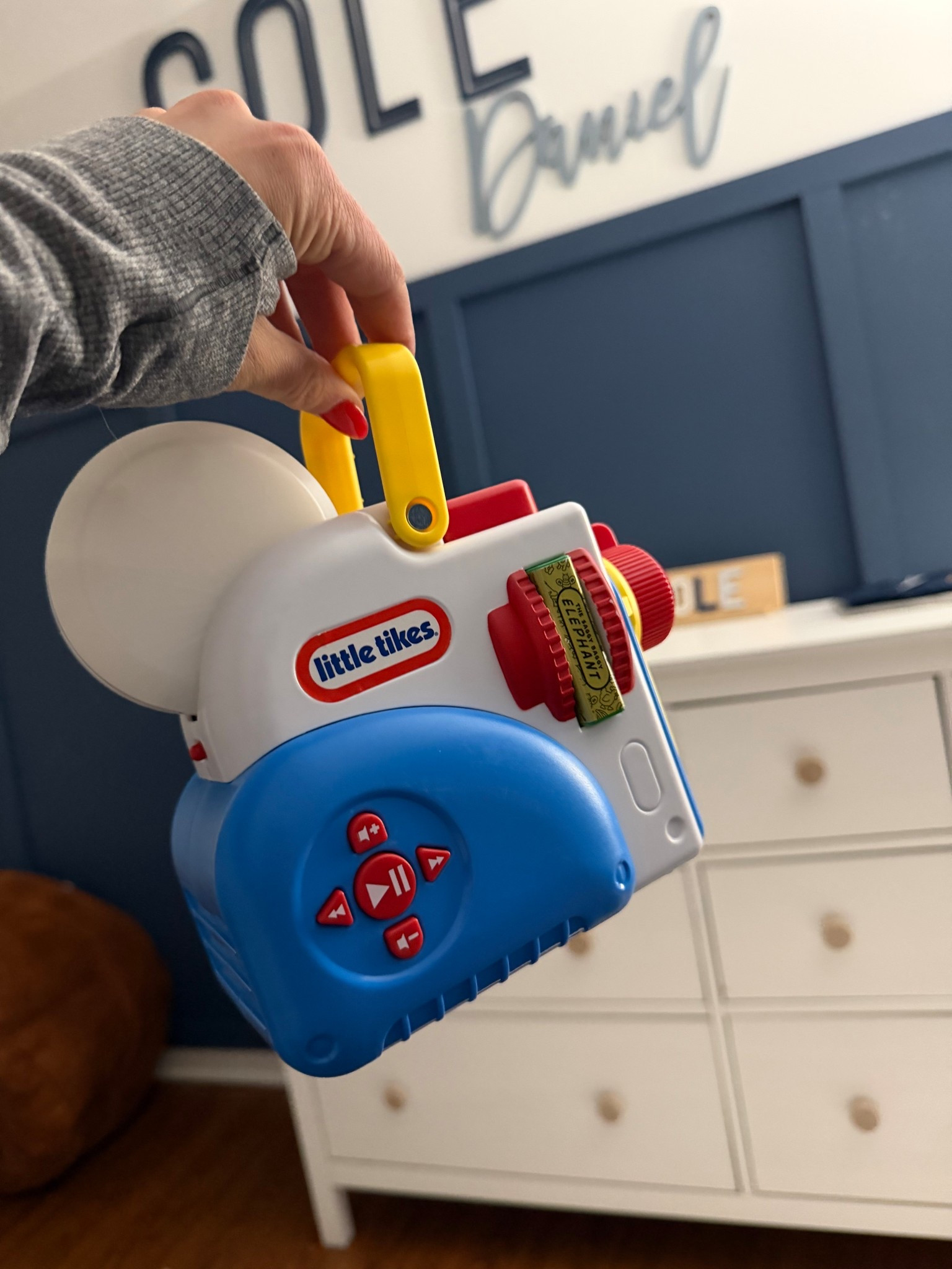 Sorry dteam machine 🌙

#LTKKids #LTKstorytime #LTKmomlife