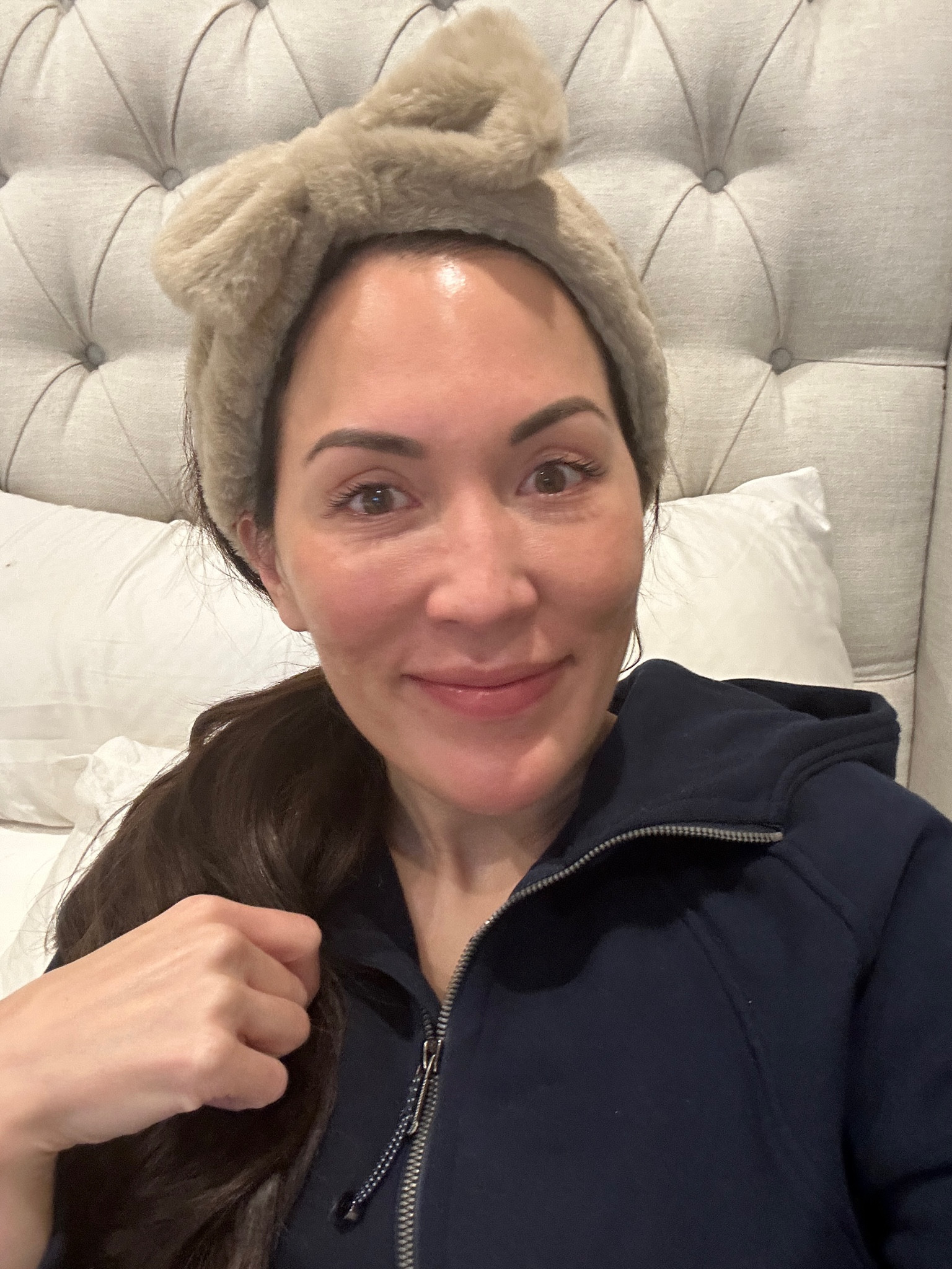 This fuzzy headband is a skincare must! It comes with the arm bands to keep the water off your sleeves as well too. 

#LTKHoliday #LTKfindsunder50 #LTKbeauty