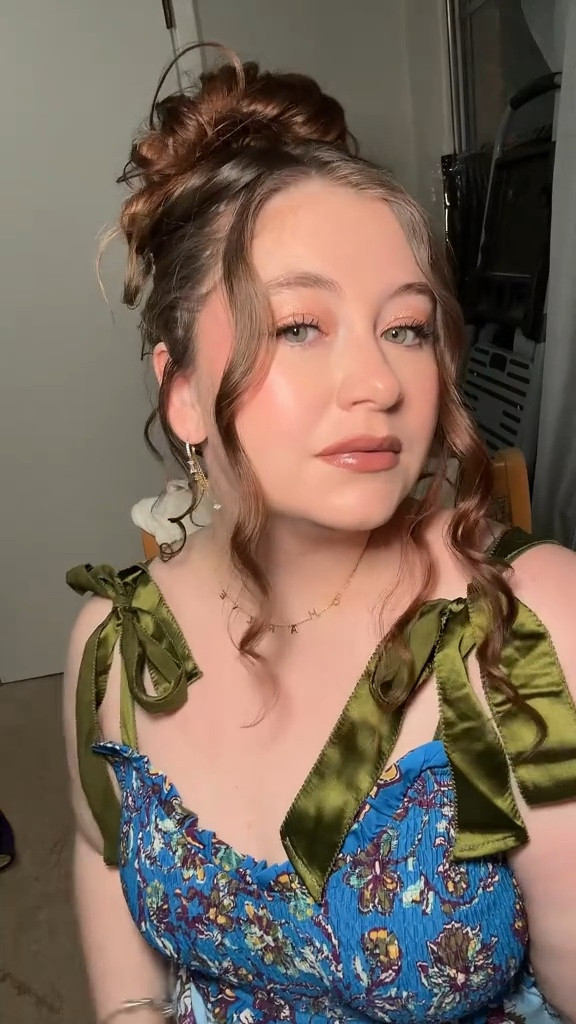 Messy bun tutorial
Easy hairstyle 

#LTKStyleTip #LTKBeauty