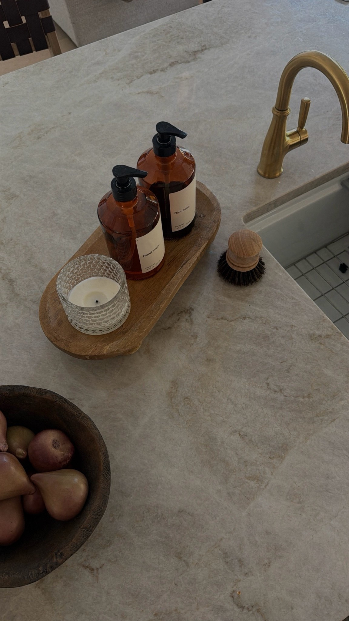 Kitchen sink styling inspiration! Linking a similar wood footed tray 🤎

#LTKHome #LTKSaleAlert