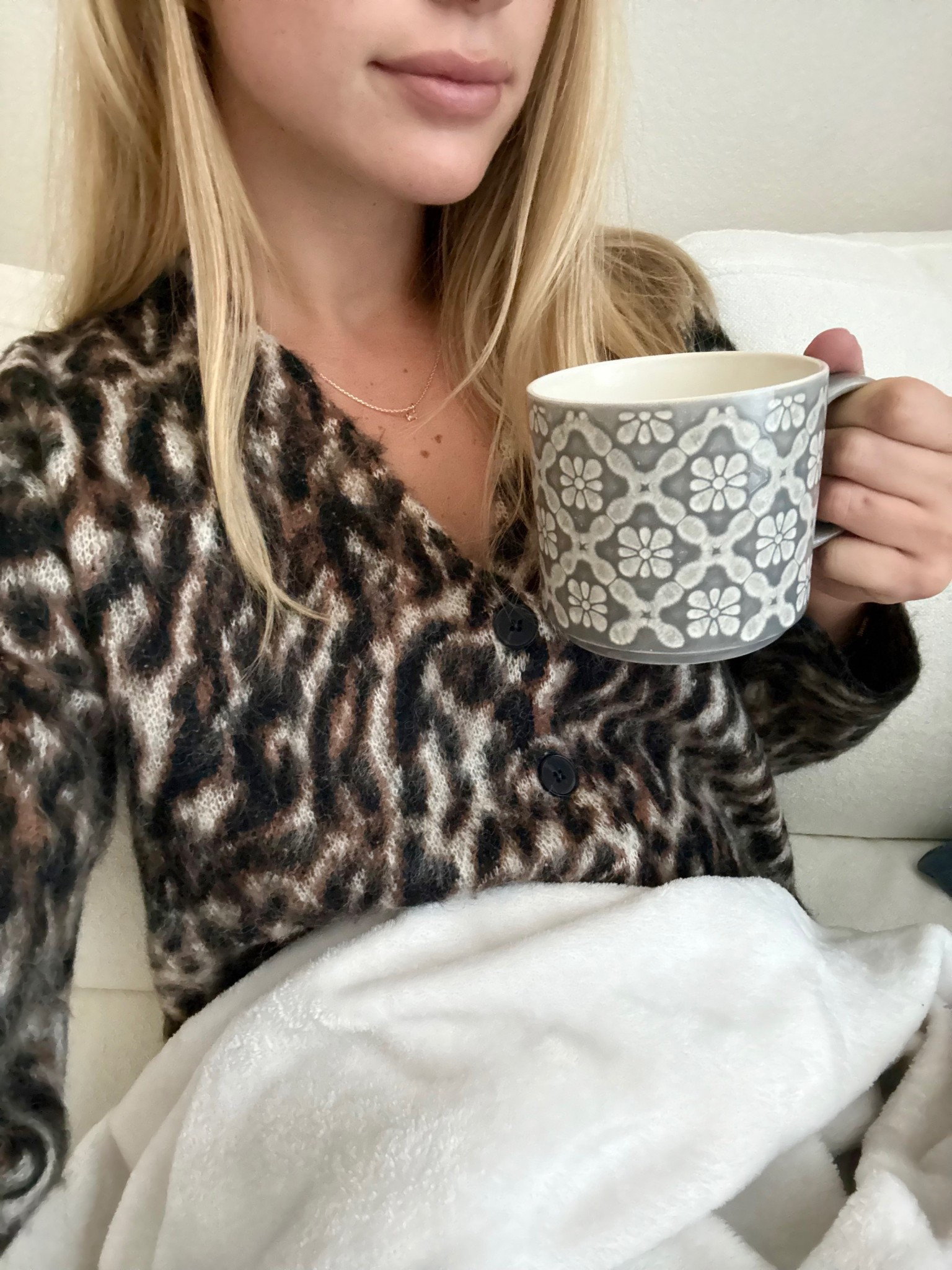 ☕️

Morning coffee
Morning routine 
Peter Som x RTR Leopard Print Cardigan
Leopard print sweater
Leopard print cardigan
Rent the runway
Printed sweater
Printed cardigan
Brown cardigan
Brown sweater
V neck sweater
Peter som sweater
Fall sweater
Animal print
Fall Carrigan
Cozy sweater


#LTKStyleTip #LTKmorningroutine #LTKdayinmylife