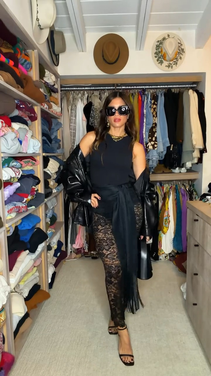 Black on black on black 🖤 #GRWM #getdressedwithme

#LTKdayinmylife #LTKootd #LTKgrwm