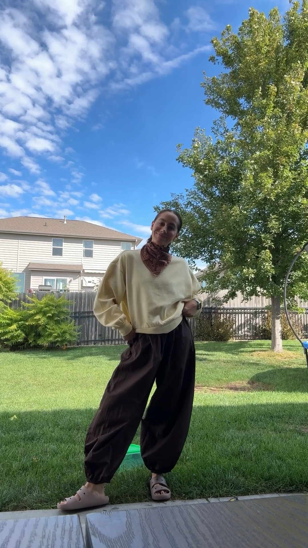 Am I the only one obsessed with these balloon pants?! Give me ALL of them!! 

These are Zara so I can’t link them, but linking some similar ones I’ve found! 

#LTKFindsUnder100 #LTKSeasonal #LTKStyleTip