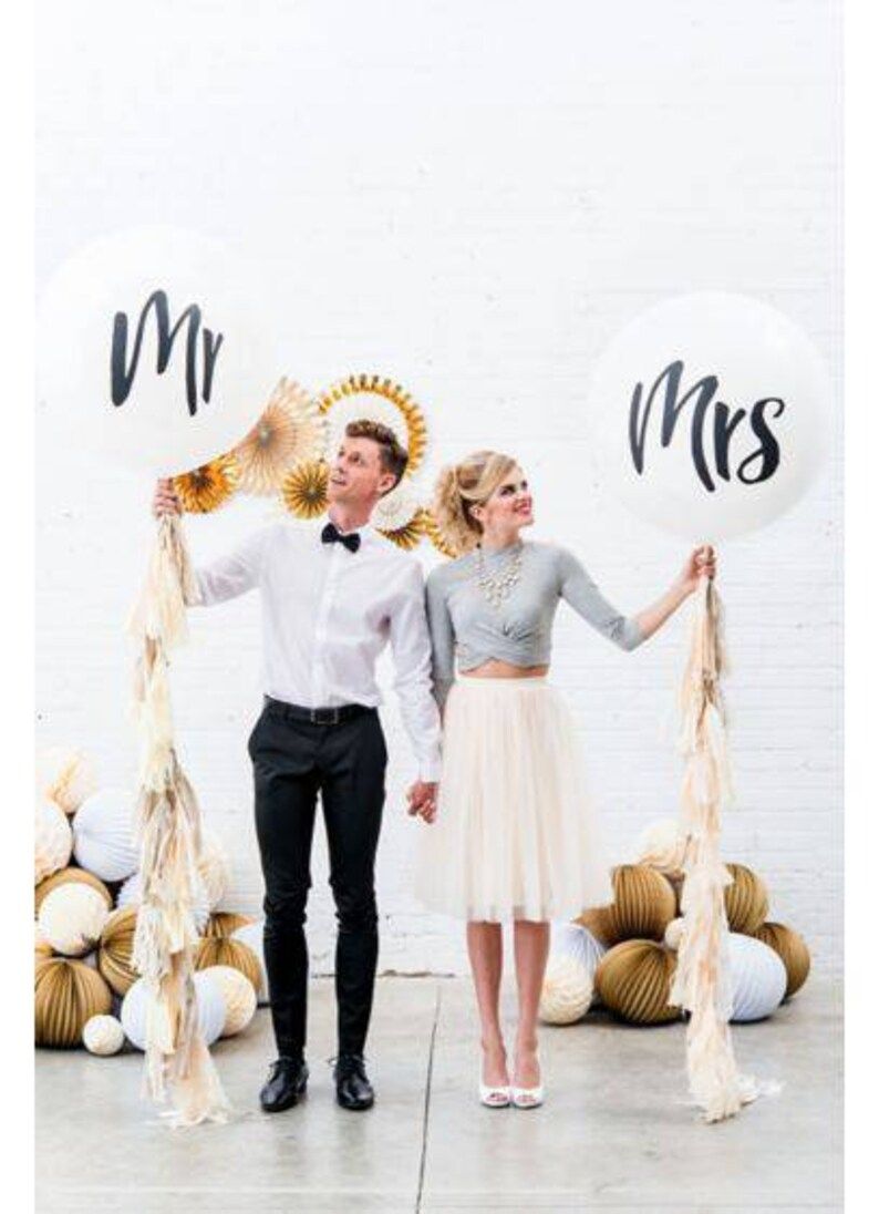 Mr and Mrs balloons,36 inch jumbo balloon,custom tissue paper tassel balloon,Wedding balloons,eng... | Etsy (US)
