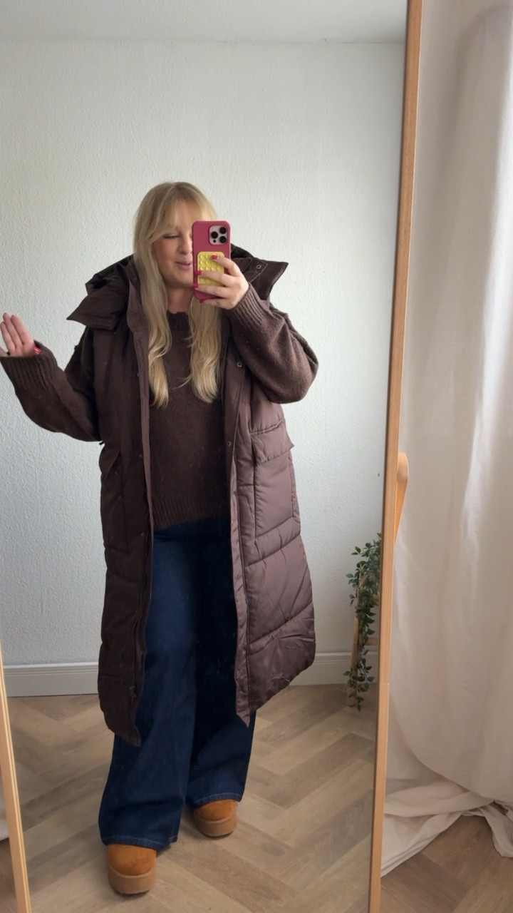 Herbst-Outfit 🤎 

Am 10. und 11. November 22% sparen mit dem Code: SINGLESDAY 

#steppweste #braun #herbst #curvy #winter #denim

#LTKdeutschland #LTKwinter