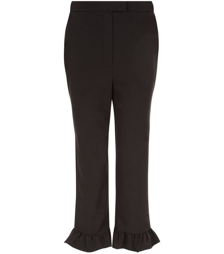 Schwarze, kurz geschnittene Hose mit schmalem Bein und Rüschen | New Look DE