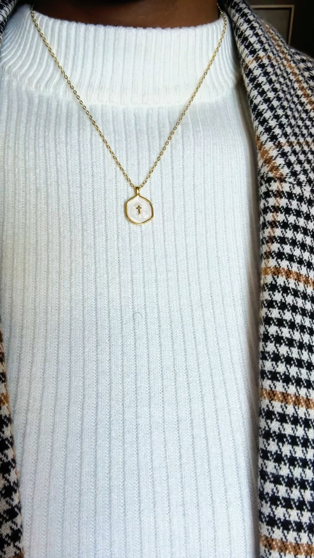I'm never turning down a Tewiky product lol They haven't tarnished at all and they are so beautiful!
This is such a great Christmas gift and stocking stuffer. 🎄💕

#LTKStyleTip #LTKGiftGuide #LTKFindsUnder50