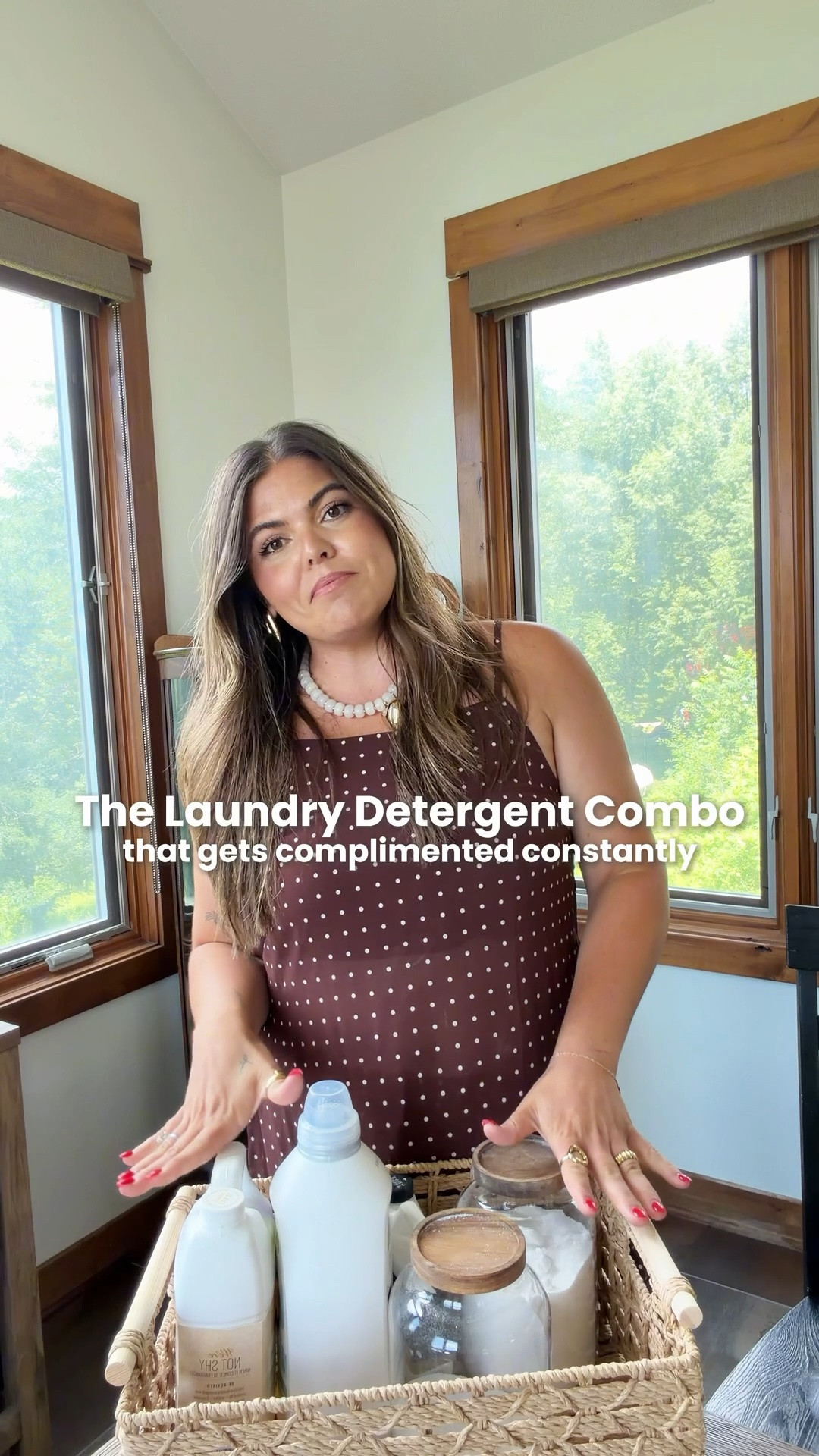 I swear people stop us as we walk by asking what that smell is - it's this laundry concoction!
To make it last longer, i dilute with unscented laundry detergent: 50/50 or even up to 70% unscented & 30% scented! It makes it last 2-3x as long!
#laundryhack #momhack