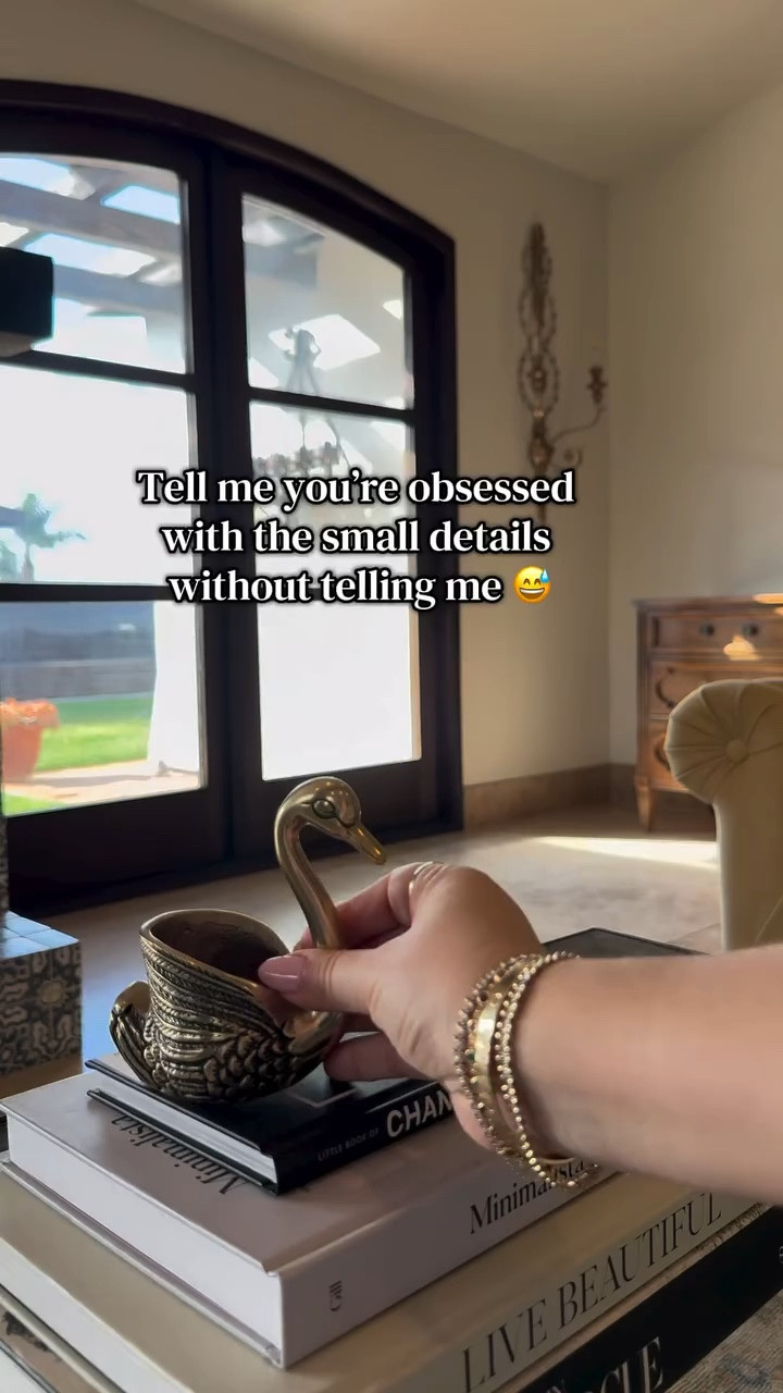 It’s all in the details.. ✨✨ 
Links in my bio 🔗 
#cozyhomes #homedecor #amazonhome #nubiahome #fyp